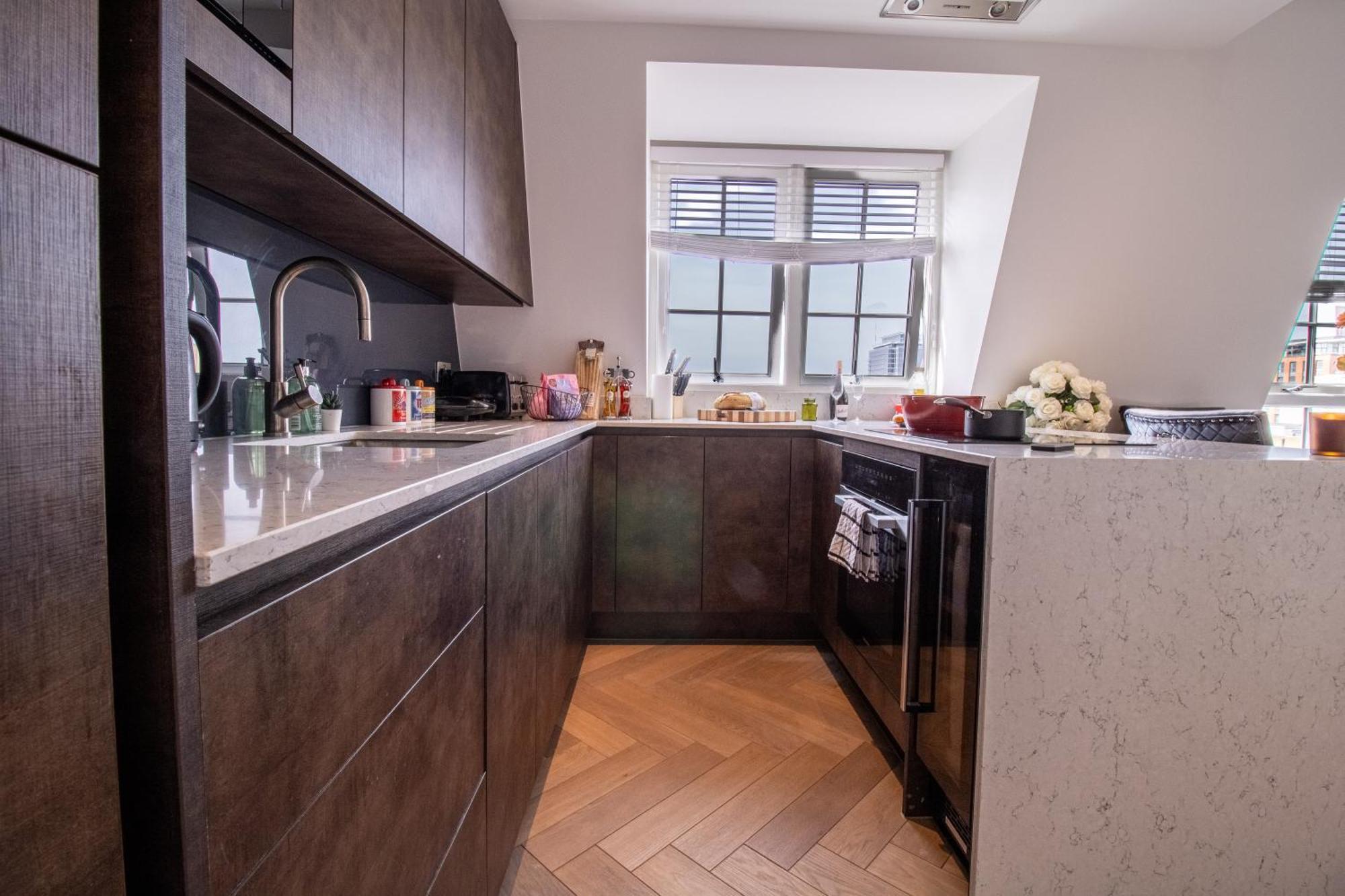 Luxurious 1-Bedroom Penthouse In Marble Arch 71 London Bagian luar foto