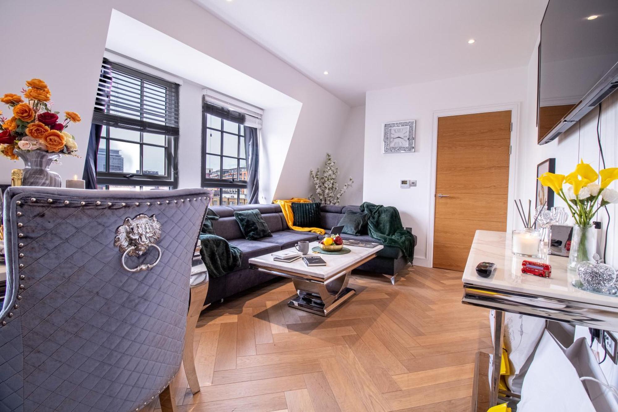 Luxurious 1-Bedroom Penthouse In Marble Arch 71 London Bagian luar foto