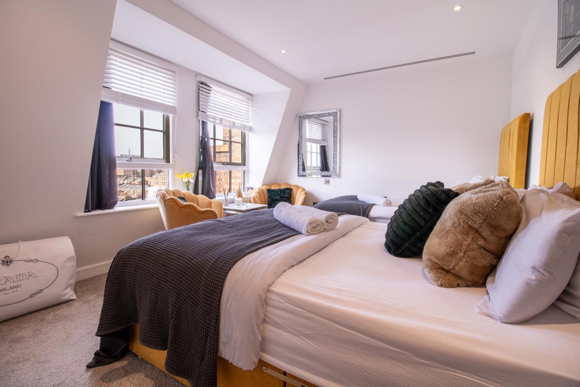 Luxurious 1-Bedroom Penthouse In Marble Arch 71 London Bagian luar foto