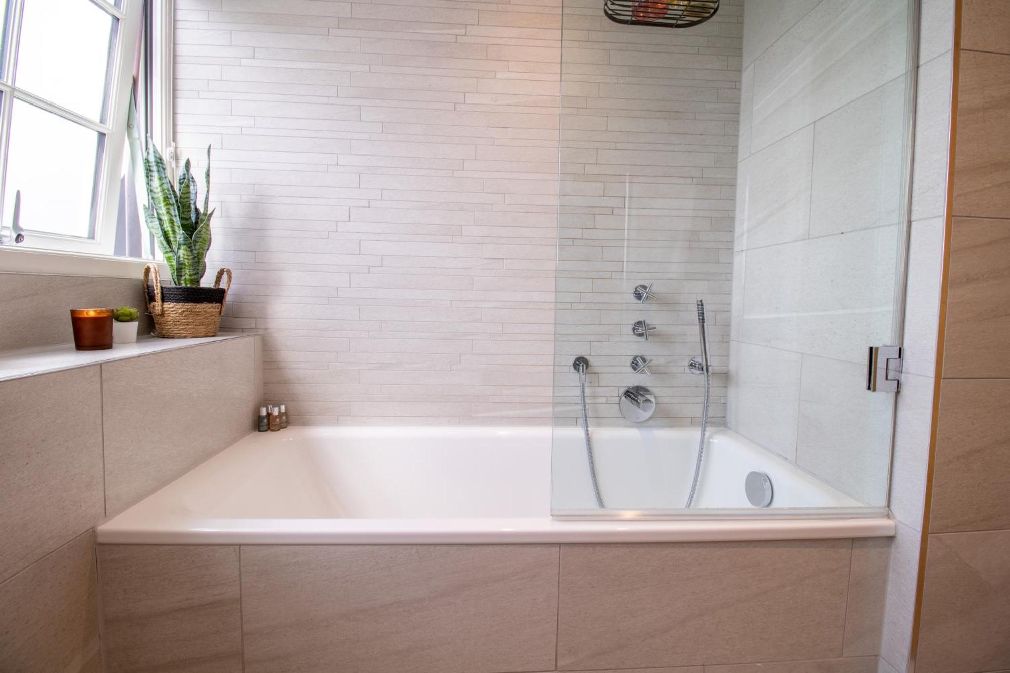 Luxurious 1-Bedroom Penthouse In Marble Arch 71 London Bagian luar foto