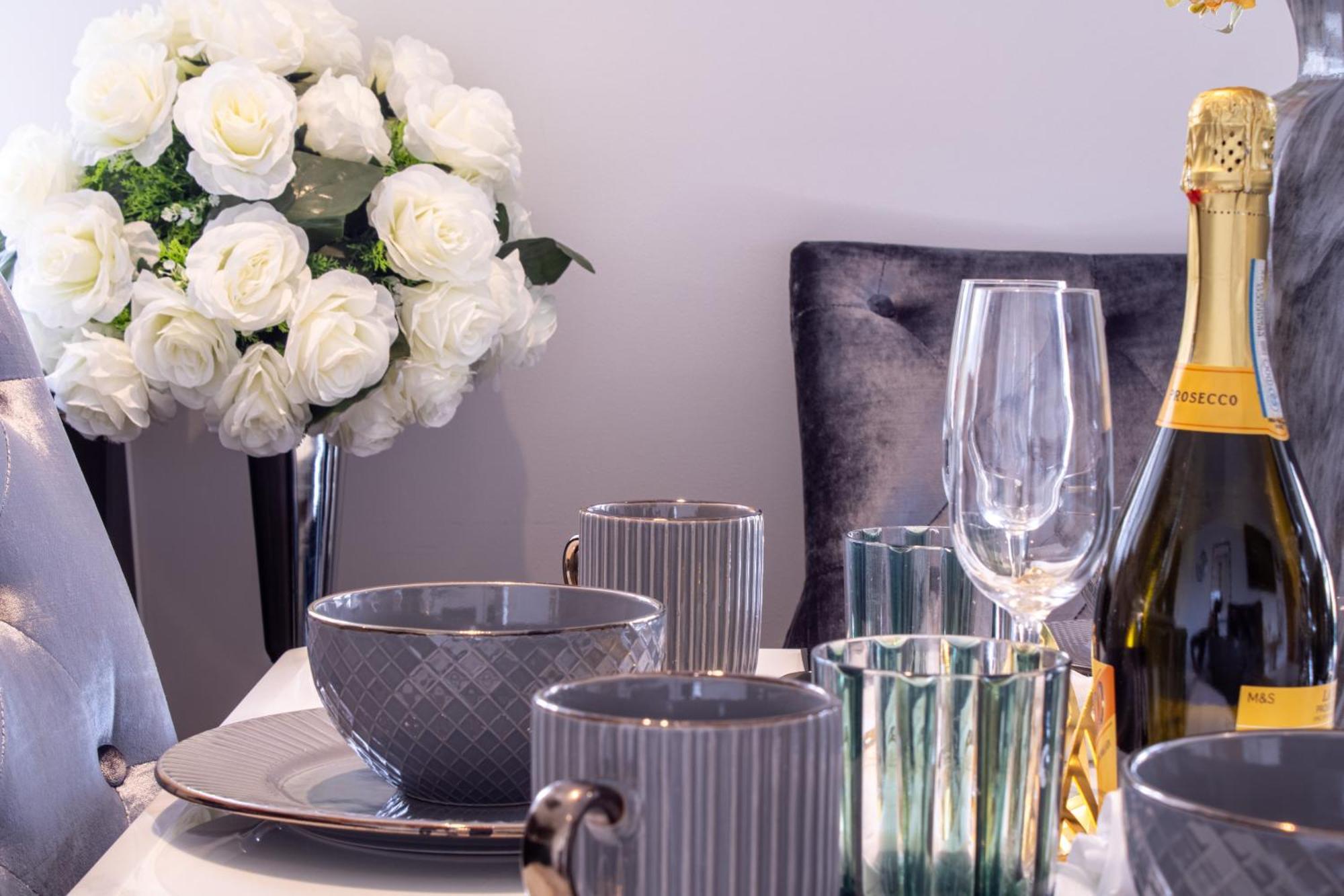 Luxurious 1-Bedroom Penthouse In Marble Arch 71 London Bagian luar foto
