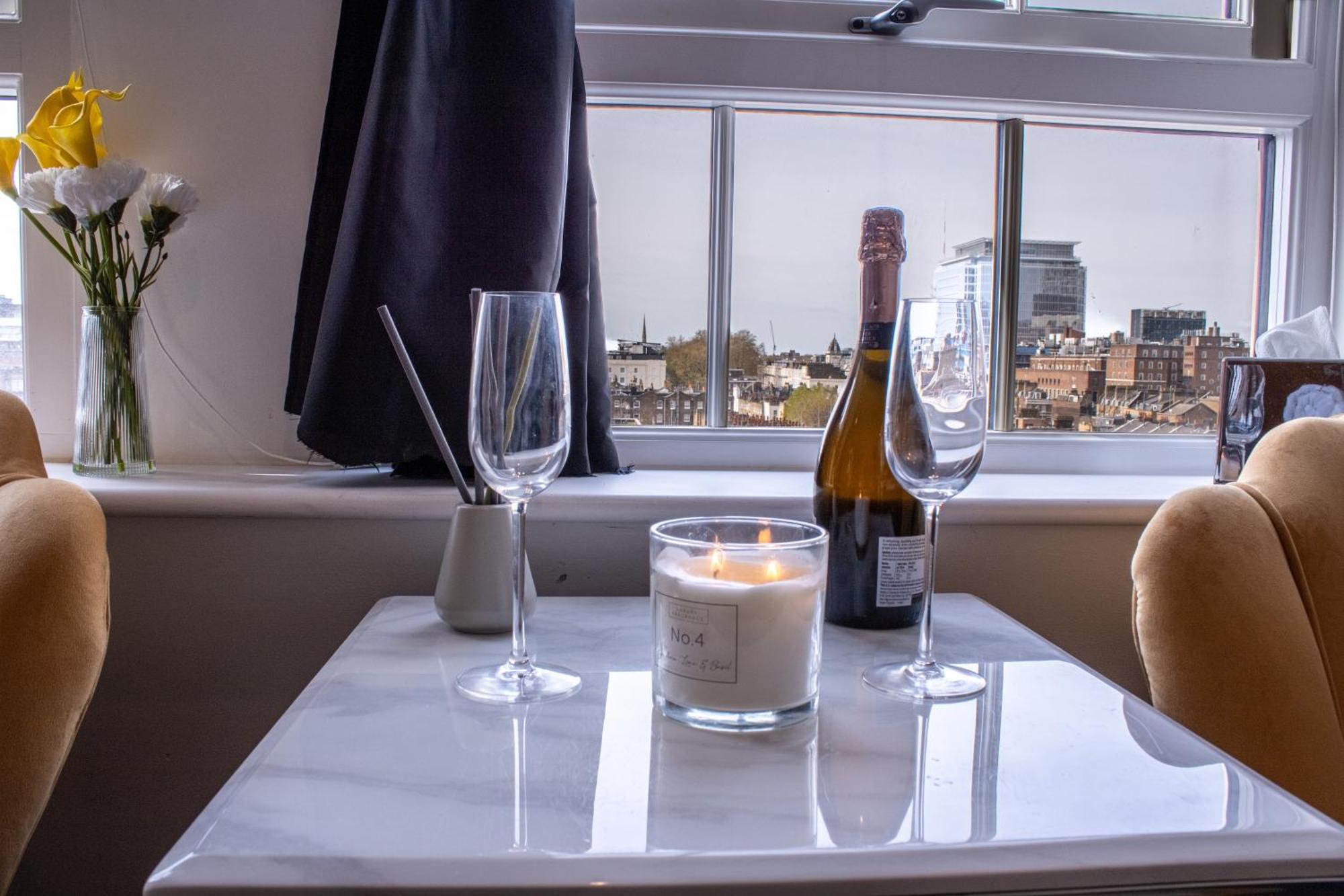 Luxurious 1-Bedroom Penthouse In Marble Arch 71 London Bagian luar foto